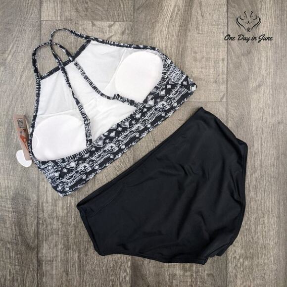 Charmleaks High Neck Halter Bikini Size L - Picture 4 of 4